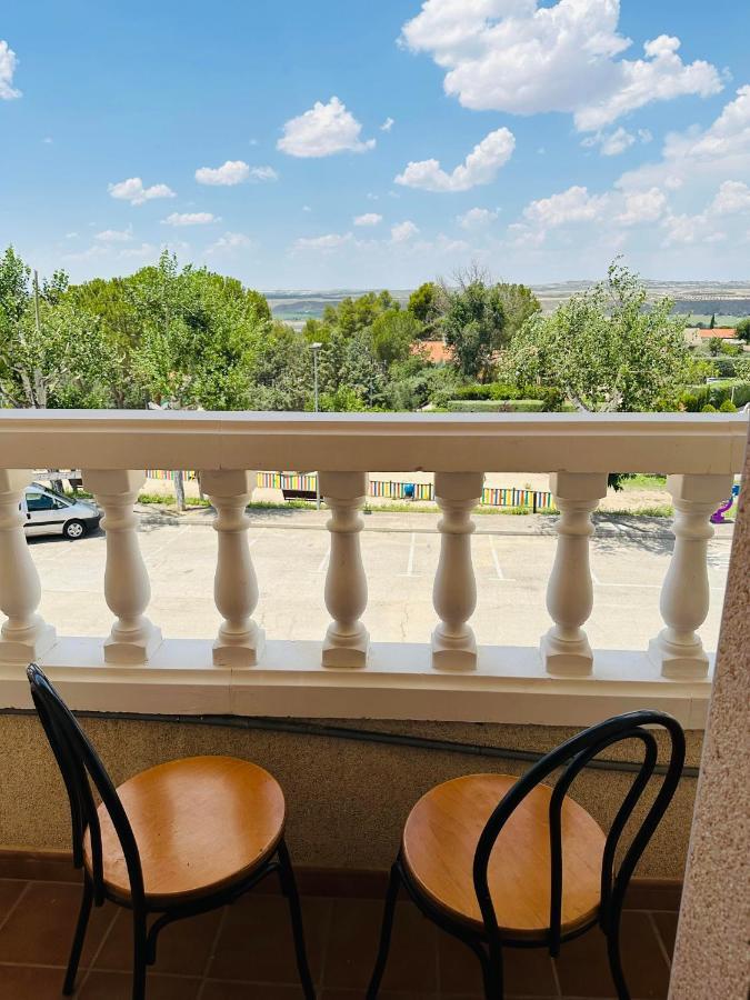 Ballestar Hotel Bar & Grill Barajas de Melo Екстериор снимка